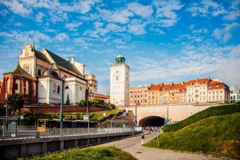 Eco Bike Tour of Warsaw Old Town, Top Sights and Nature - Who Will Enjoy This Tour Most