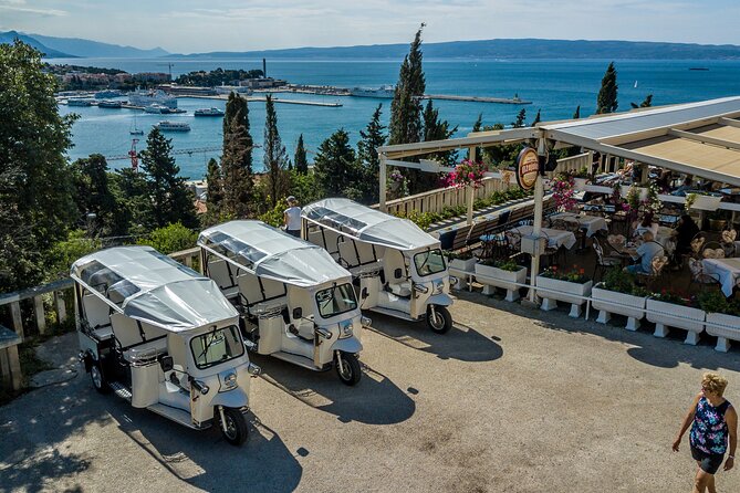 Eco City Tour Split - Visiting the Oldest Cemetery and Venice-Style Square