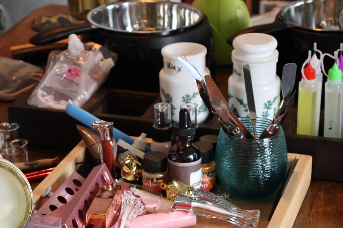 Eco-Friendly Lipstick Making Workshop in Paris - Who Will Love This Experience?