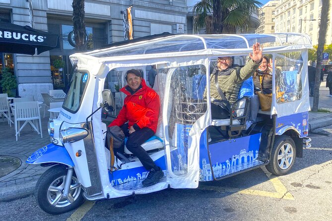 Eco Friendly Tuk Tuk Experience with the Local in Madrid - Why Choose This Tour: Strengths and Considerations