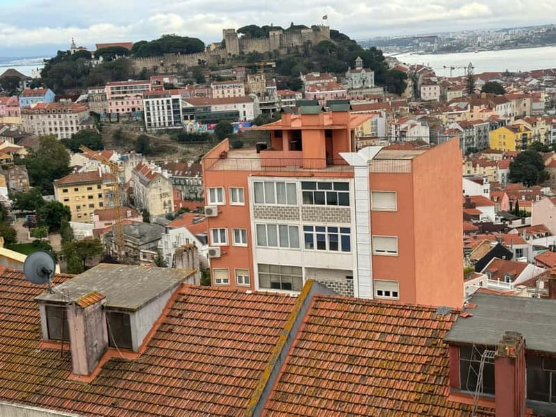 Eco Tuk Tours Lisbon - Discover Lisbons Old Town in a Unique Way with Eco Tuk Tours