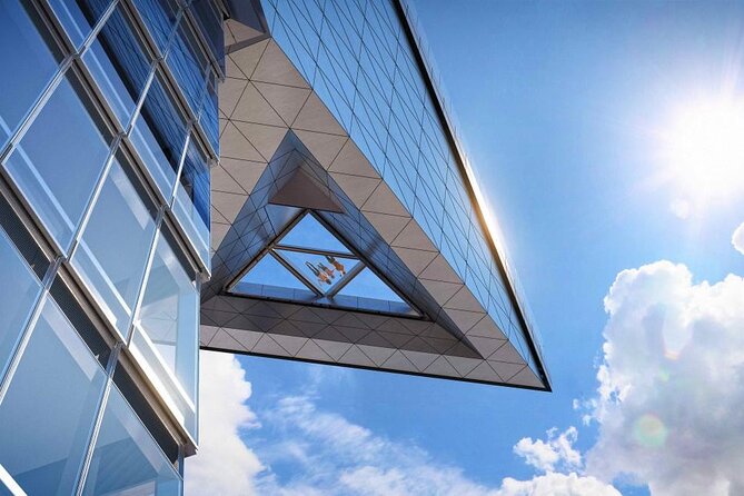 Edge Hudson Yards Iconic Skyline Observation Experience - The Experience: A Mix of Thrill and Tranquility