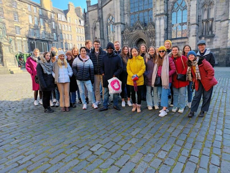 Edinburgh: 3 Hr City Highlights Private Guided Walking Tour - Discover Edinburgh in just 3 hours with a private guided walking tour