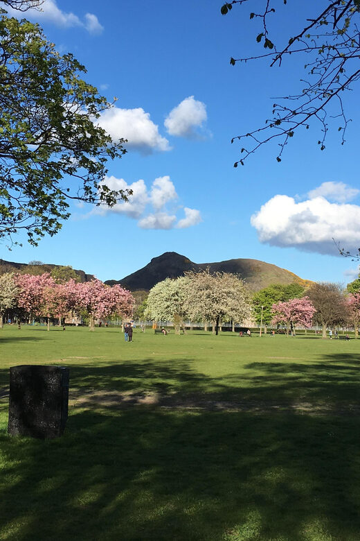 Edinburgh: a Scottish experience for Children in German - Key Points