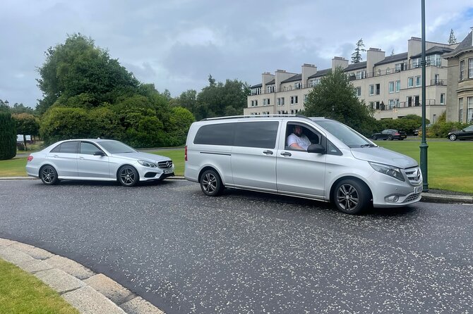 Edinburgh Airport to St Andrews plus return journey private transfer - Meeting and Pickup Details in Edinburgh