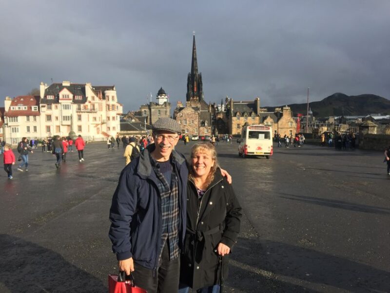Edinburgh: Book a Local Friend - Flexible Meeting Points and Transportation Options