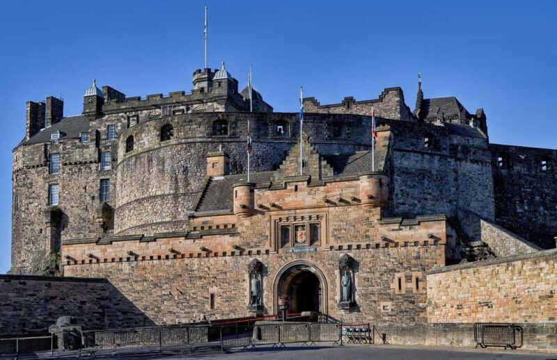 Edinburgh Castle: Express Guided Tour with Entry Ticket - Key Points