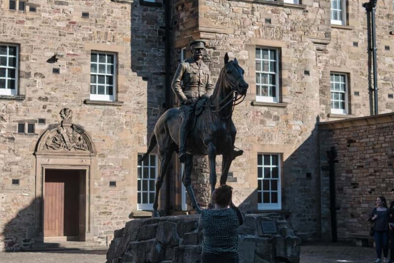 Edinburgh: Castle Guided Tour & Holyrood Palace Ticket - Who Will Enjoy This Tour Most
