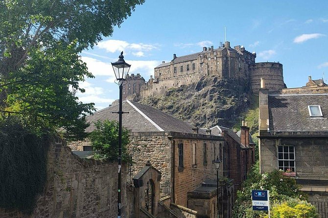 Edinburgh Castle Guided Walking Tour in English - Overall Value and Suitability