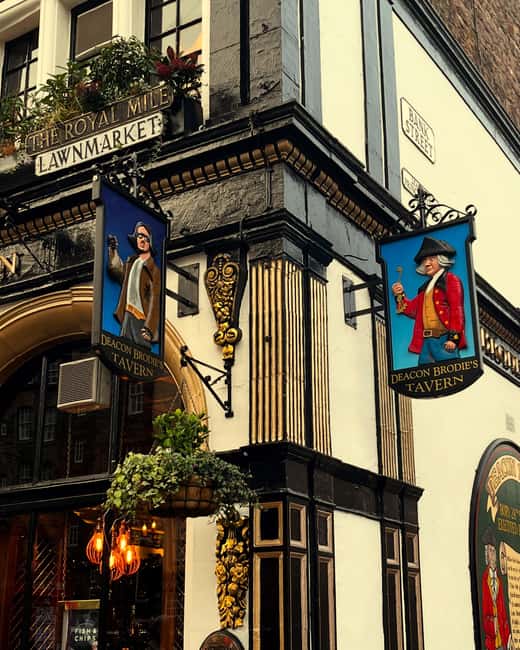 Edinburgh: Castle, Royal Mile, St Giles and Greyfriars tour - Logistics: Meeting Point and Tour Details