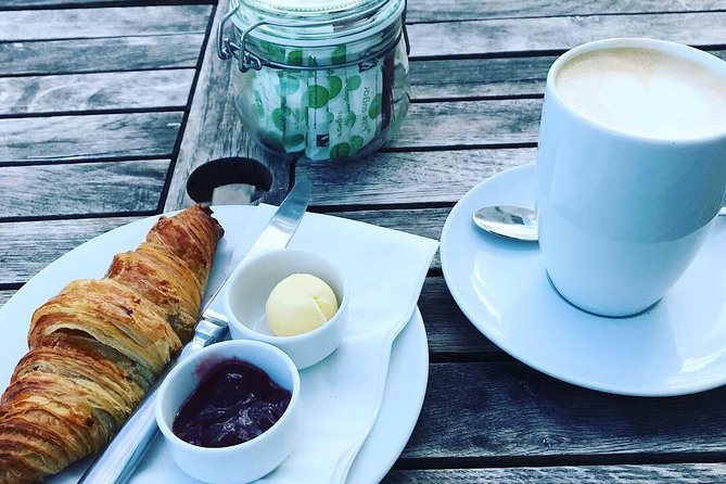 Edinburgh City Bike Tour - Choice of E-Bike or Manual - The Guide’s Expertise and Tour Pacing