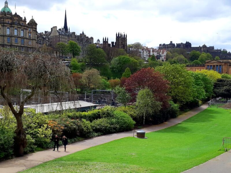 Edinburgh: City Highlights Private Guided Walking Tour - Strolling Through Princes Street and St Andrews Square