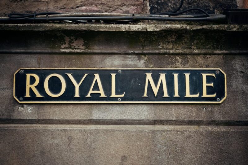 Edinburgh: City Highlights Walking Tour - Visiting the National Museum of Scotland