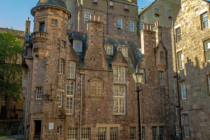 Edinburgh Cityscape Photography Tour - Easy Booking and Cancellation Policy