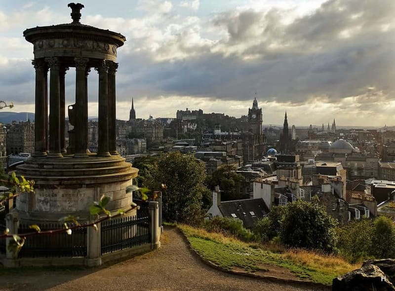 Edinburgh: Dark History Royal Mile Walking Tour - Accessibility and Practicalities