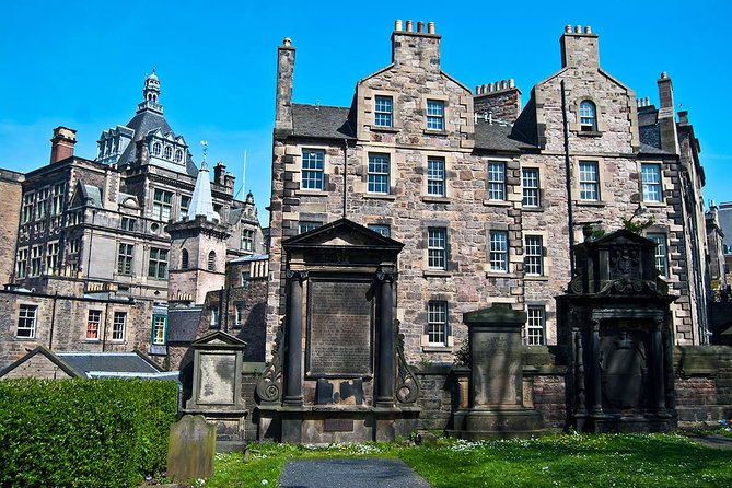 Edinburgh Darkside Walking Tour: Mysteries, Murder and Legends - What’s Included and What’s Not