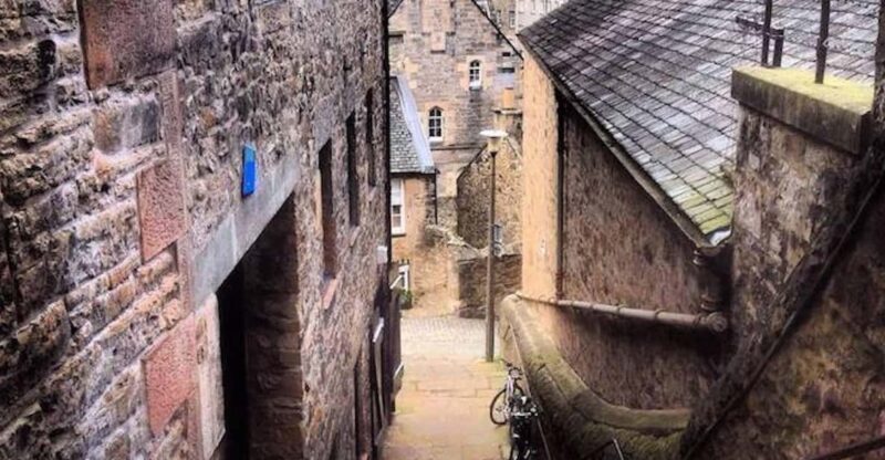Edinburgh: Dean Village and Circus Lane Walking Tour - Unique Insights into Edinburgh’s Quiet Corners