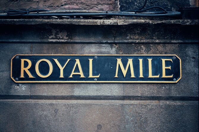 Edinburgh: Discover Edinburgh's Old Town Walking Tour - Flexibility and End Location