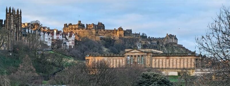 Edinburgh Express: walking tour in French - Discovering the Royal Mile with a Guided Walk
