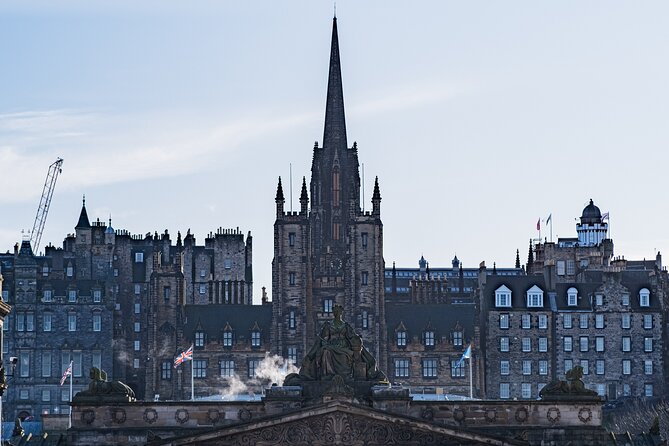 Edinburgh Ghost Tour: Mysteries, Legends and Murders - Visuals and Views Along the Way