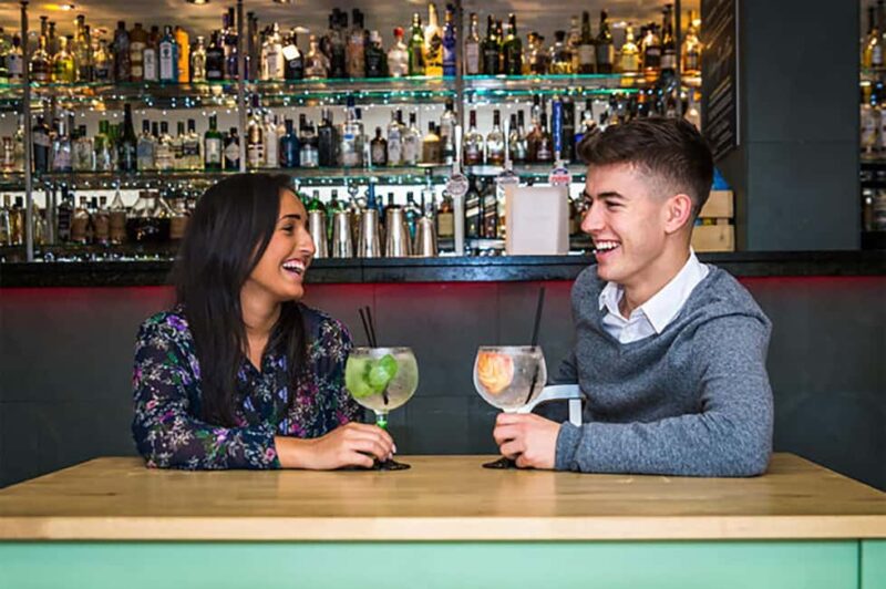 Edinburgh: Gin Tour & Tasting - South Loch Distillery - Tasting the Award-Winning South Loch Gins