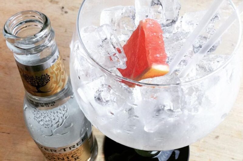 Edinburgh: Gin Tour & Tasting - South Loch Distillery - Watching the Copper Still in Action