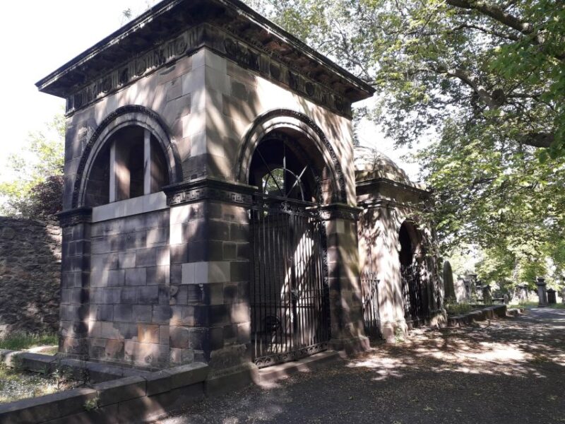 Edinburgh: Greyfriars Kirkyard Tour - Why This Tour Stands Out