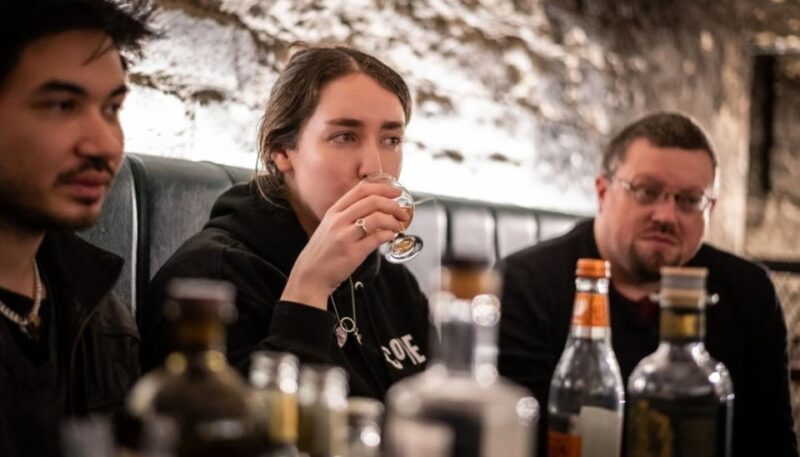 Edinburgh: Harry Potter Origins Tour & Gin Tasting Combo - Visiting Edinburgh Waverley Station — The Gateway to Harry Potter’s World