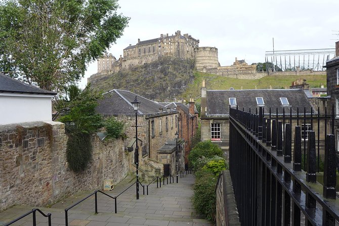 Edinburgh: History Lovers Old Town Walking Tour - Meeting Points and Tour End