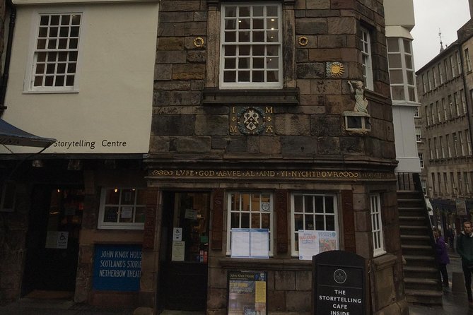 Edinburgh: History Lovers Old Town Walking Tour - What Sets This Tour Apart