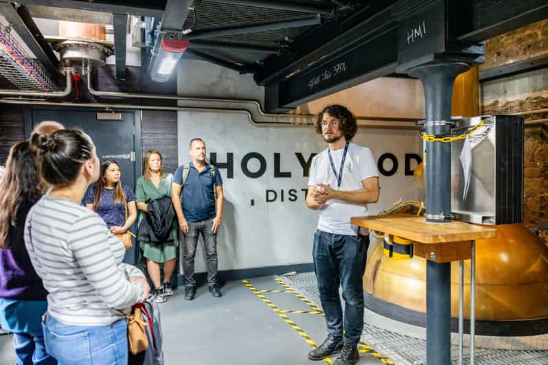 Edinburgh: Holyrood Distillery Whisky & Gin Tour - Practical Details: Meeting Point and Accessibility