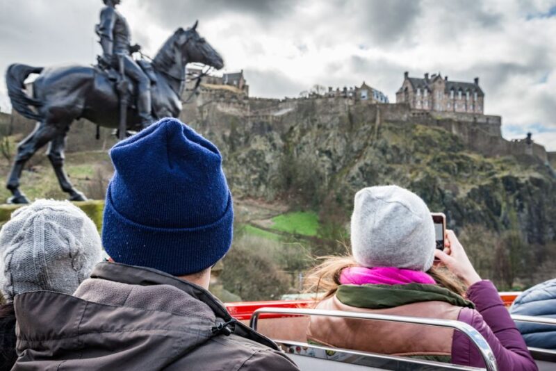 Edinburgh: Hop-On Hop-Off Bus Pass with 3 City Tours - From the Old Town to the Royal Yacht Britannia