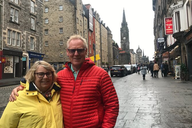 Edinburgh Introductory Tour: Private & Tailored with Local Guide - Custom Stops Including Edinburgh Castle and Arthurs Seat