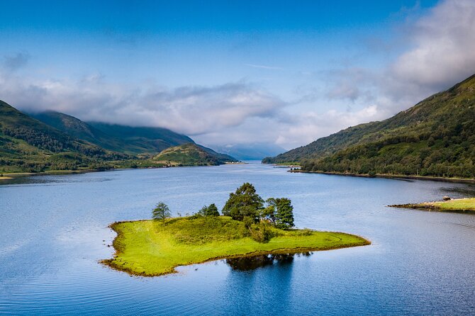 Edinburgh: Lindores Abbey, Falkland Palace & Whisky Private Tour - The Experience of the Guide and Overall Atmosphere