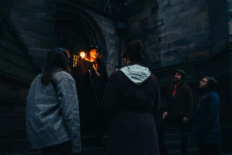 Edinburgh: Multi-Sensory Adults Haunted Vaults Night Tour - Descending into Blair Street Underground Vaults