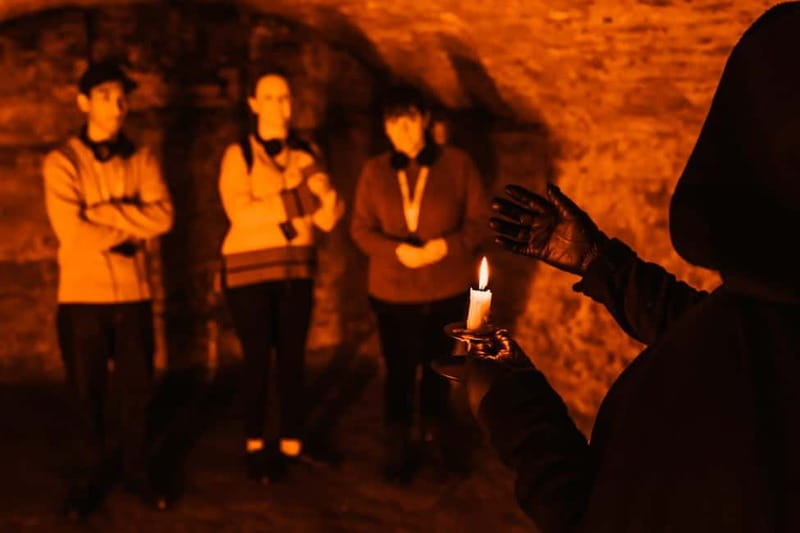 Edinburgh: Multi-Sensory Adults Haunted Vaults Night Tour - The Graphic and Gory Side of the Tour
