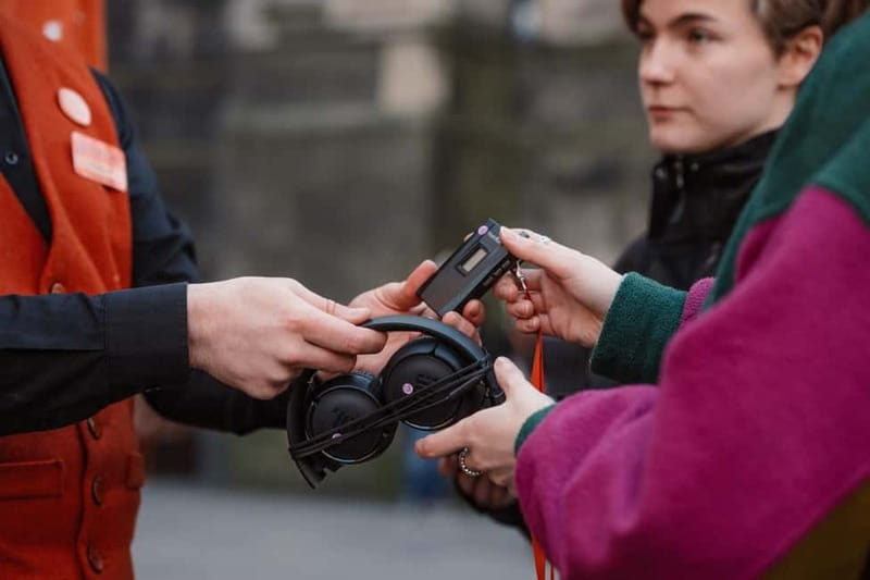 Edinburgh: Multi-Sensory Old Town Historical Walking Tour - Accessibility and Flexibility of the Tour