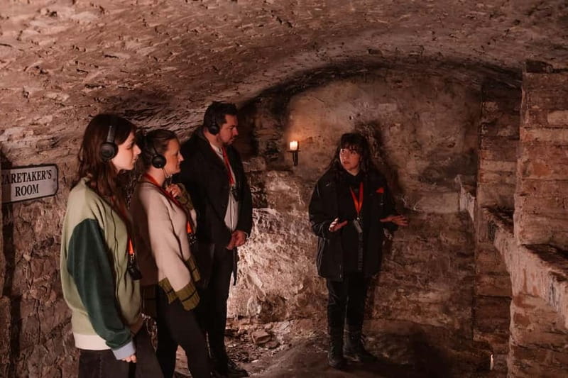 Edinburgh: Multi-Sensory Small-Group Historic Vaults Tour - Discover Edinburgh’s Secret Underground Vaults with Expert Guides