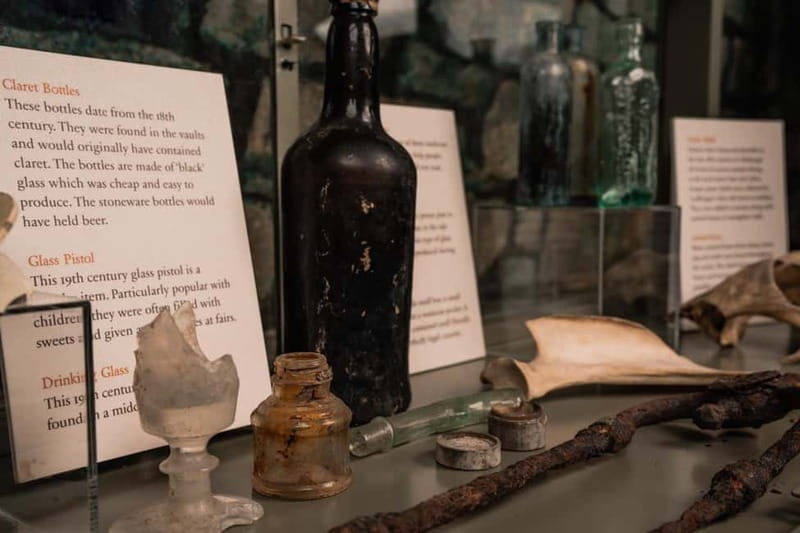 Edinburgh: Multi-Sensory Small-Group Historic Vaults Tour - Vivid Storytelling with a Master Guide