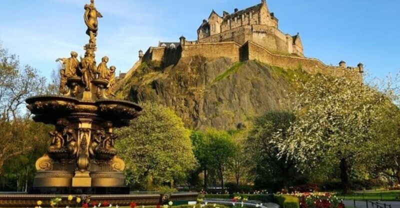 Edinburgh: Must-See Attractions Guided Walking Tour - Practical Details and Tour Customization
