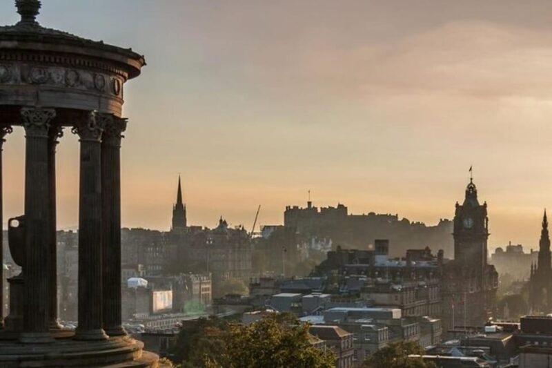 Edinburgh: Must-See Attractions Guided Walking Tour - Comparing Similar Edinburgh Walking Tours