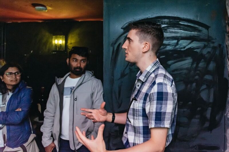 Edinburgh: Old Town and Underground Historical Tour - Exploring the Historic Underground Vaults of Edinburgh