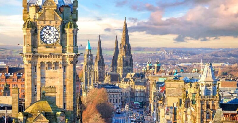 Edinburgh Old Town Highlights Private Guided Walking Tour - The Royal Mile: From Holyrood to Edinburgh Castle