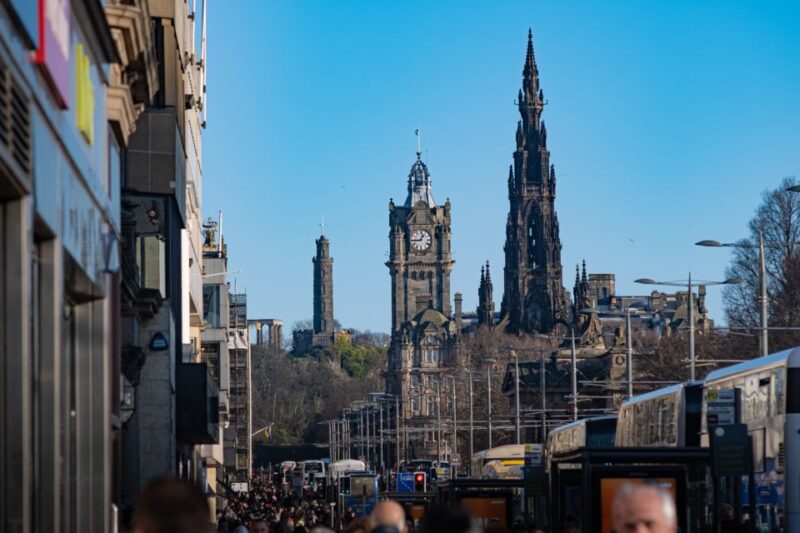 Edinburgh: Old Town History Walking Tour - Legends, Mysteries, and Paranormal Tales
