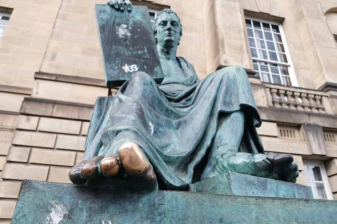 Edinburgh Old Town Private Self-Guided Tour - Visiting St Giles’ Cathedral and Its Mythical Cobblestones