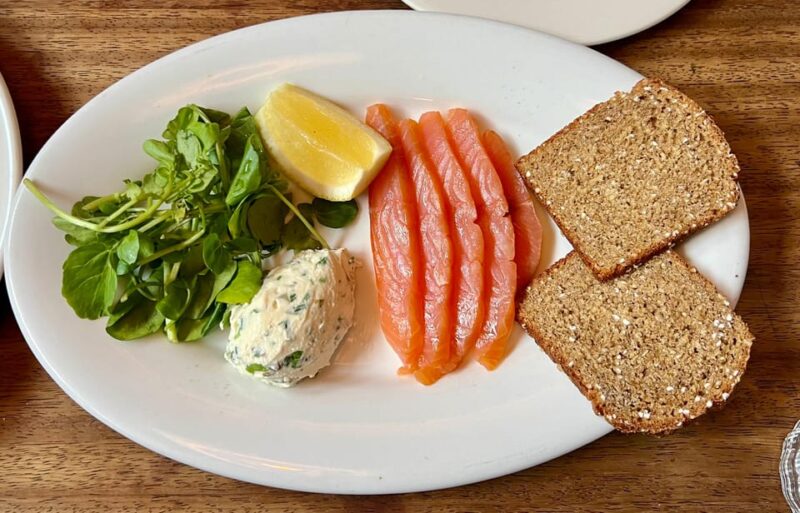 Edinburgh: Private Luxury Whisky, Food & Wine Tasting Tour - The Intimate Setting of a Small Group Tour