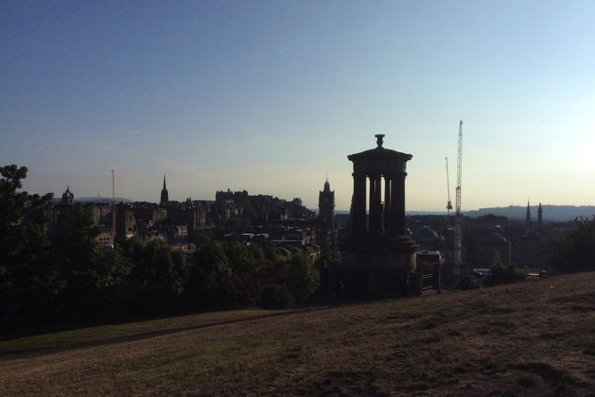 Edinburgh Private Walking Tour - Viewing the Scottish Parliament