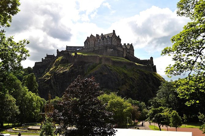 Edinburgh Private Walking Tour with a Local - Explore Edinburgh with a Private Local Guide for $65.85