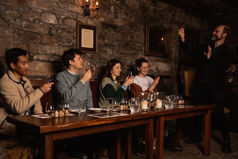 Edinburgh: Small-Group History of Whisky Tour with Tasting - Exploring Edinburgh’s Old Town and Its Whisky Links