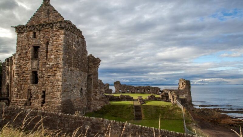 Edinburgh: St Andrews, Dunfermline Abbey and Fife Coast Tour - Key Points